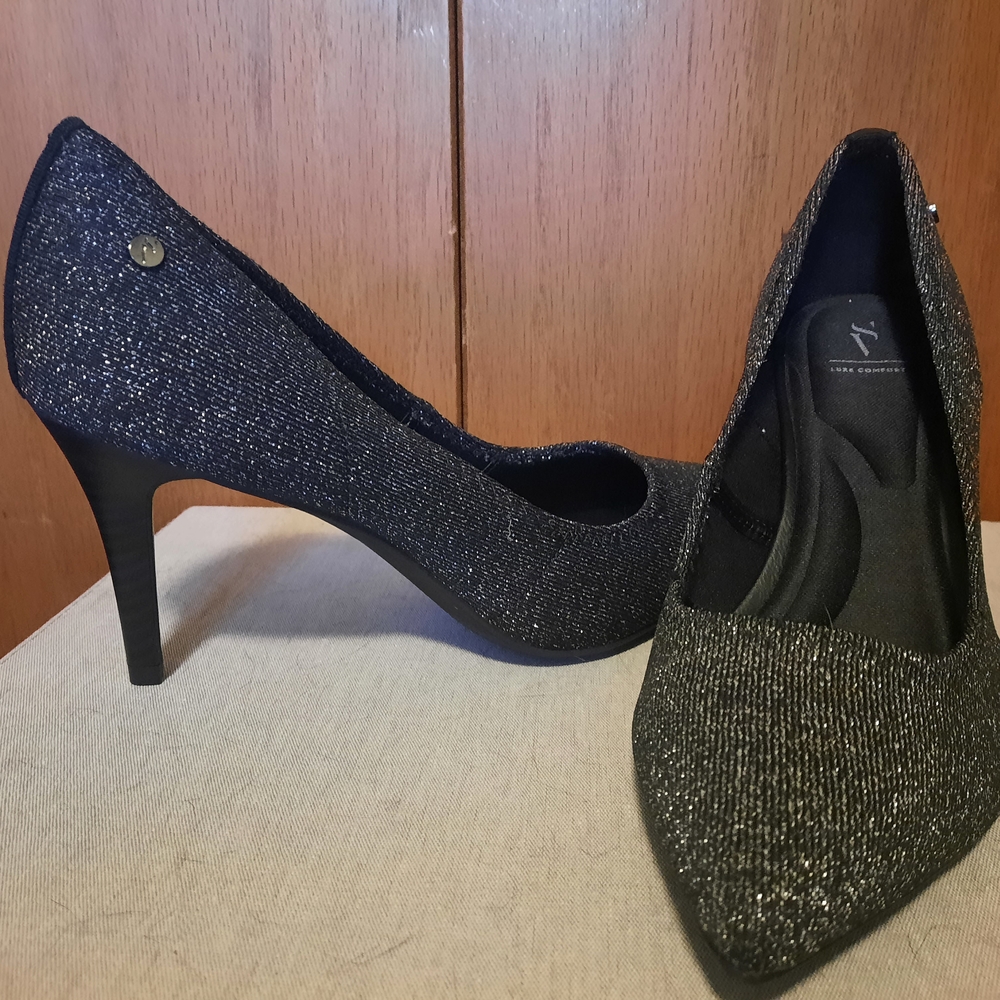 Simply Vera Vera Wang Black Sparkle Heels